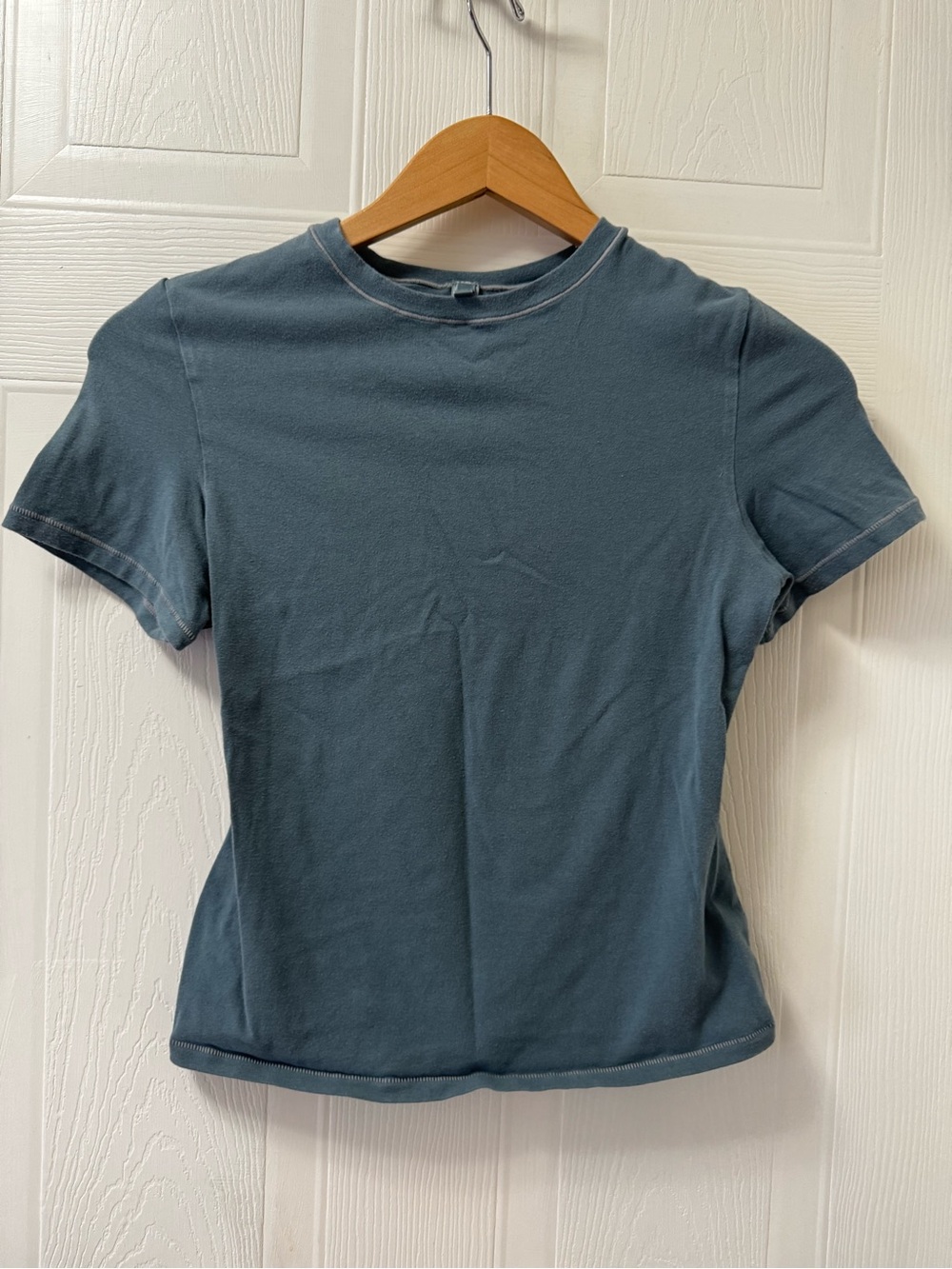 SKIMS Short-Sleeve Crew Tee in Slate Blue